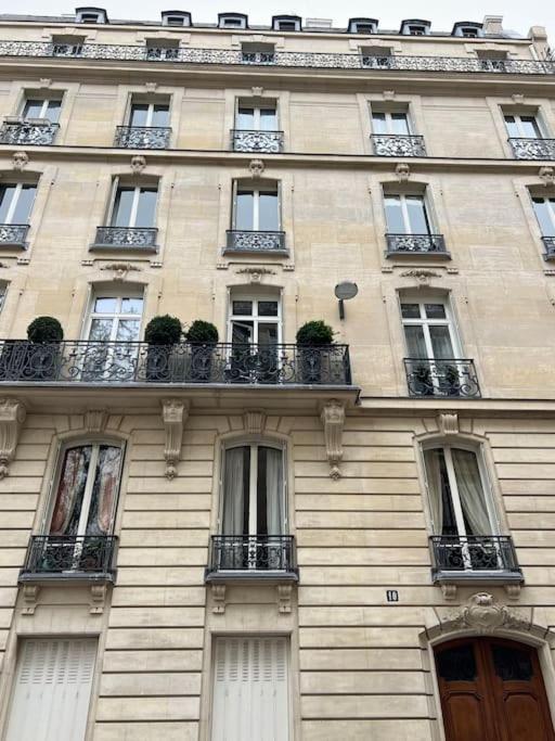 Votre Pied-a-terre En Plein Apartment Paris